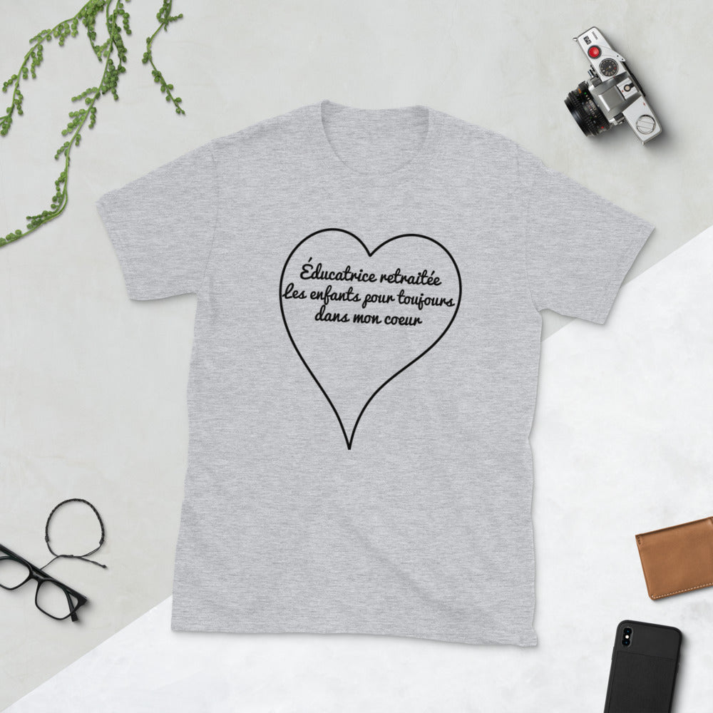 T-Shirt Femme - Éducatrice Retraite Coeur